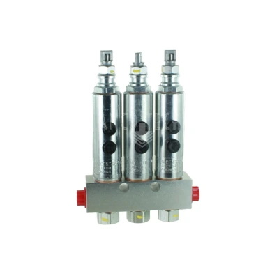SL44 OIL INJECTOR BLOCK 83749-3